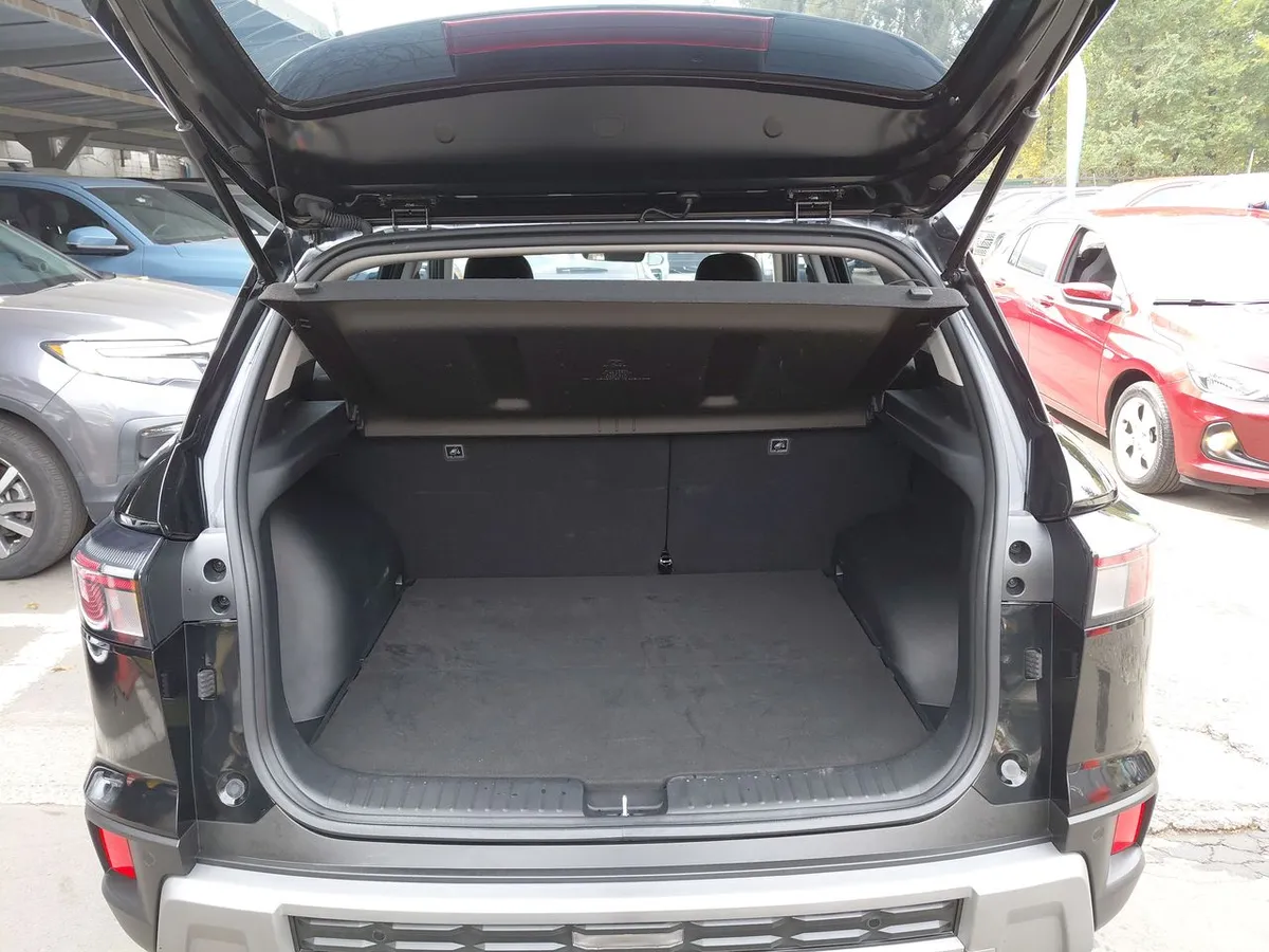Hyundai Creta 1.5 Design Su2id 4x2 Mt 5p año 2025