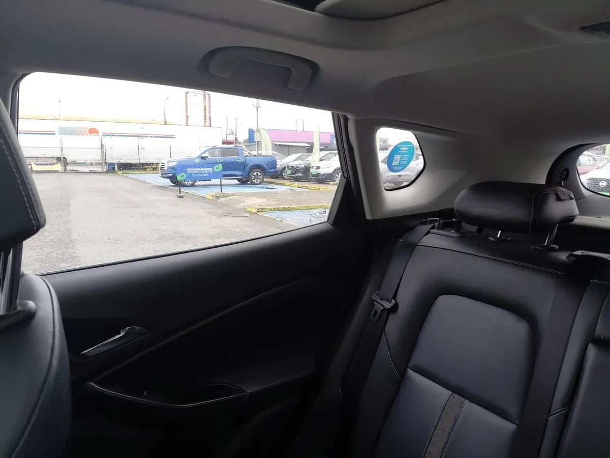Chevrolet Tracker 1.2t Premier Fwd At 5p año 2023