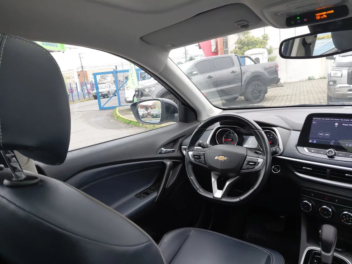 Chevrolet Tracker 1.2t Premier Fwd At 5p año 2023