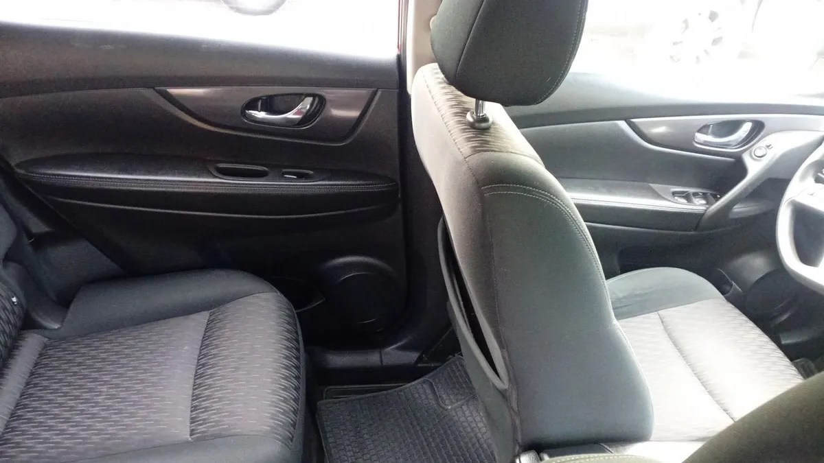 Nissan X-Trail 2.5 Sense Mc 4x2 Cvt At 5p año 2022