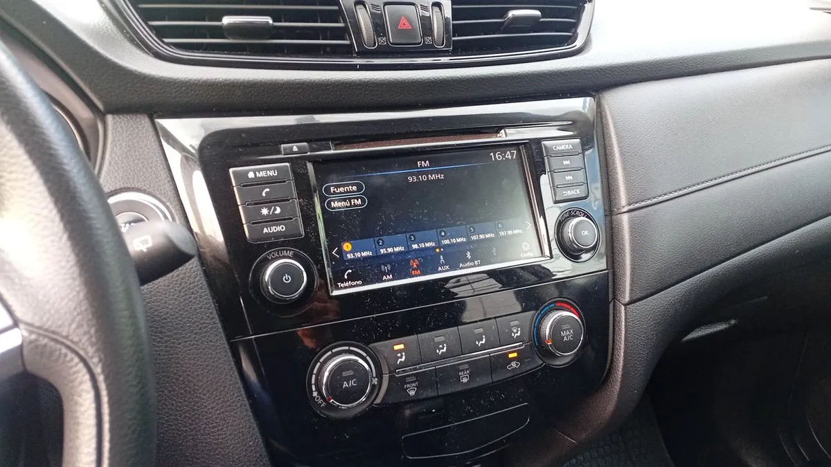Nissan X-Trail 2.5 Sense Mc 4x2 Cvt At 5p año 2022