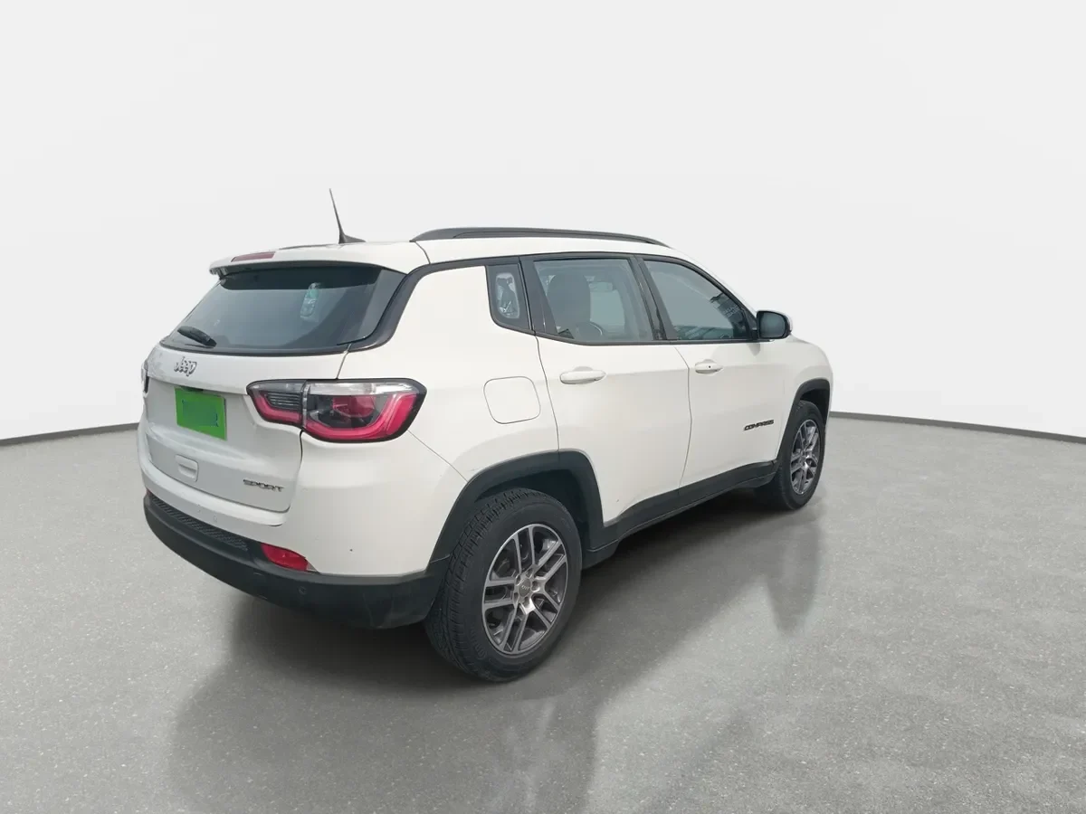 Jeep Compass 2.4 Sport 4x2 At 5p año 2021