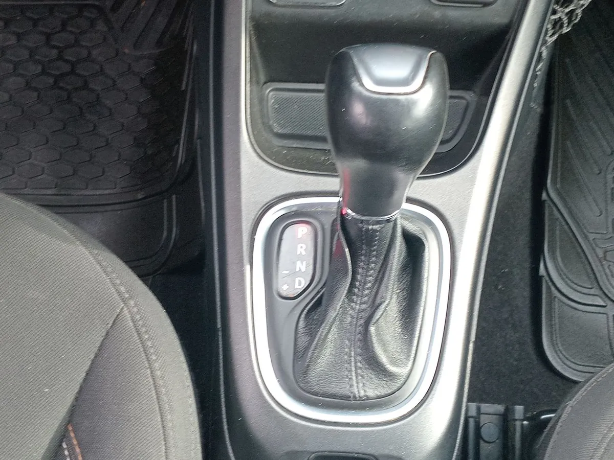 Jeep Compass 2.4 Sport 4x2 At 5p año 2021