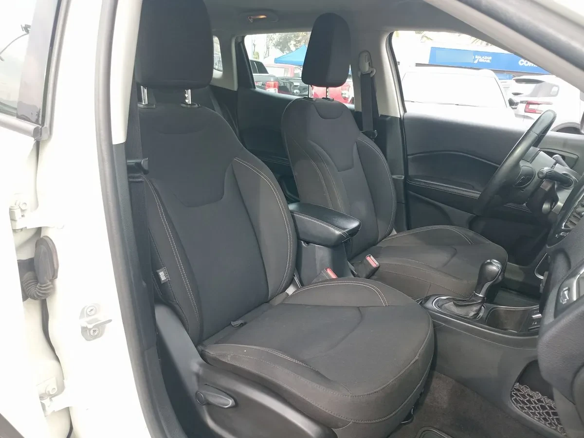 Jeep Compass 2.4 Sport 4x2 At 5p año 2021