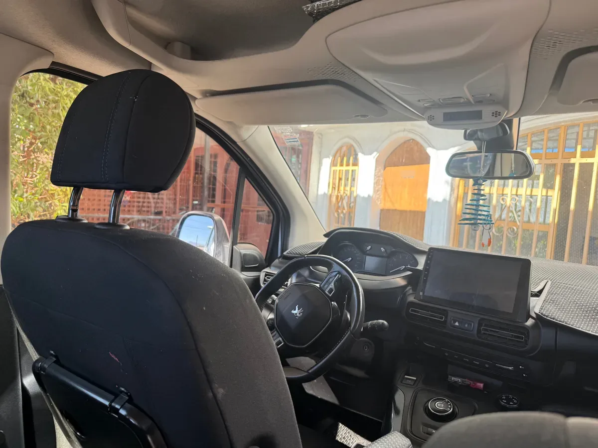 PEUGEOT RIFTER 1.5 Allure Bluehdi 130 At Diesel año 2020