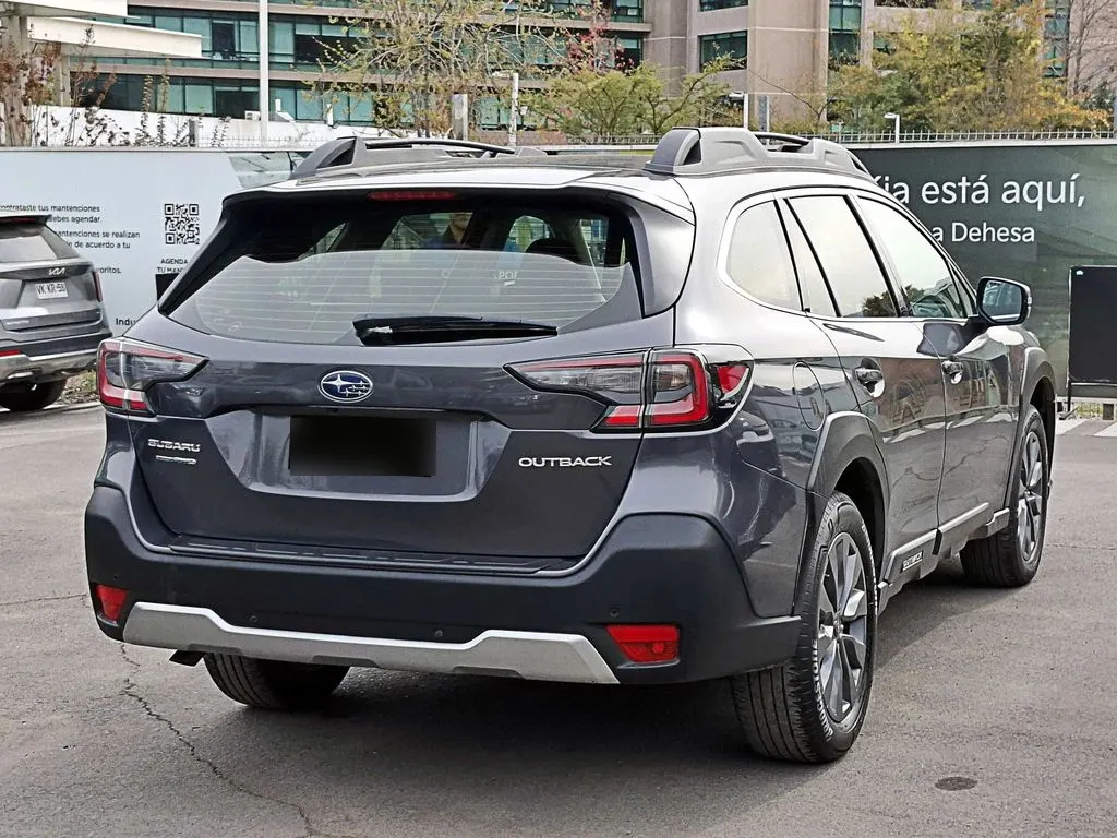 Subaru Outback 2.5 Awd At 5p año 2024