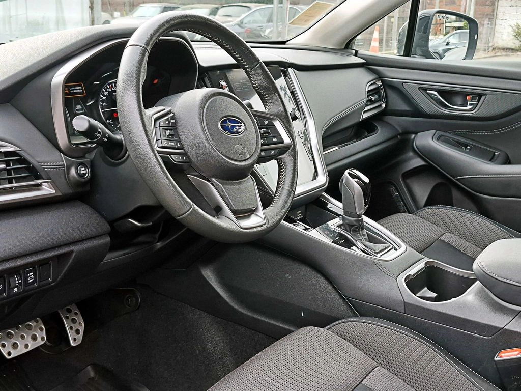 Subaru Outback 2.5 Awd At 5p año 2024