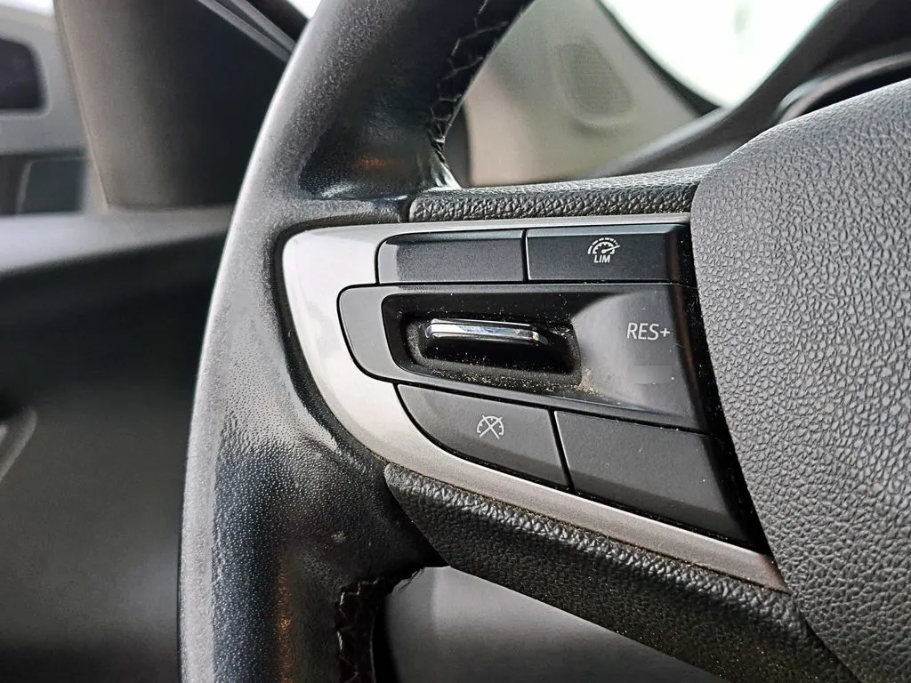 Chevrolet Montana Premier año 2024