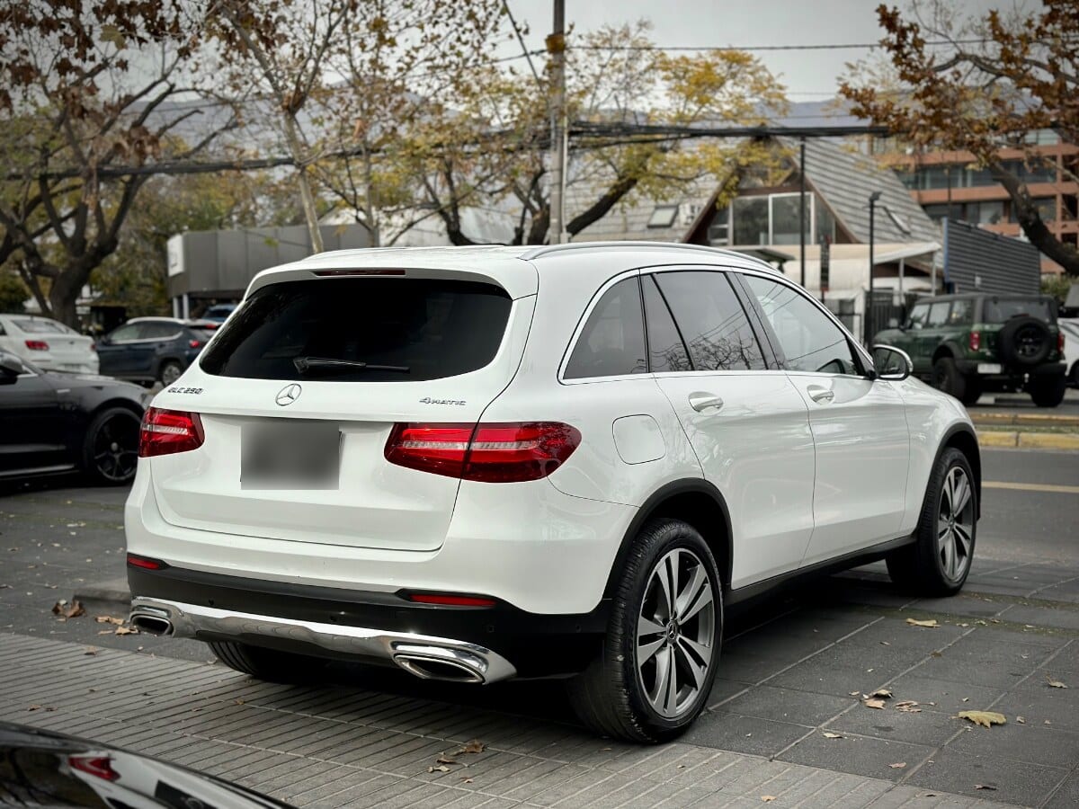 Mercedes-benz Glc 250 4matic año 2017