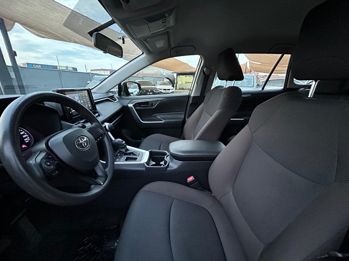Toyota Rav 4 2.0 Aut año 2021