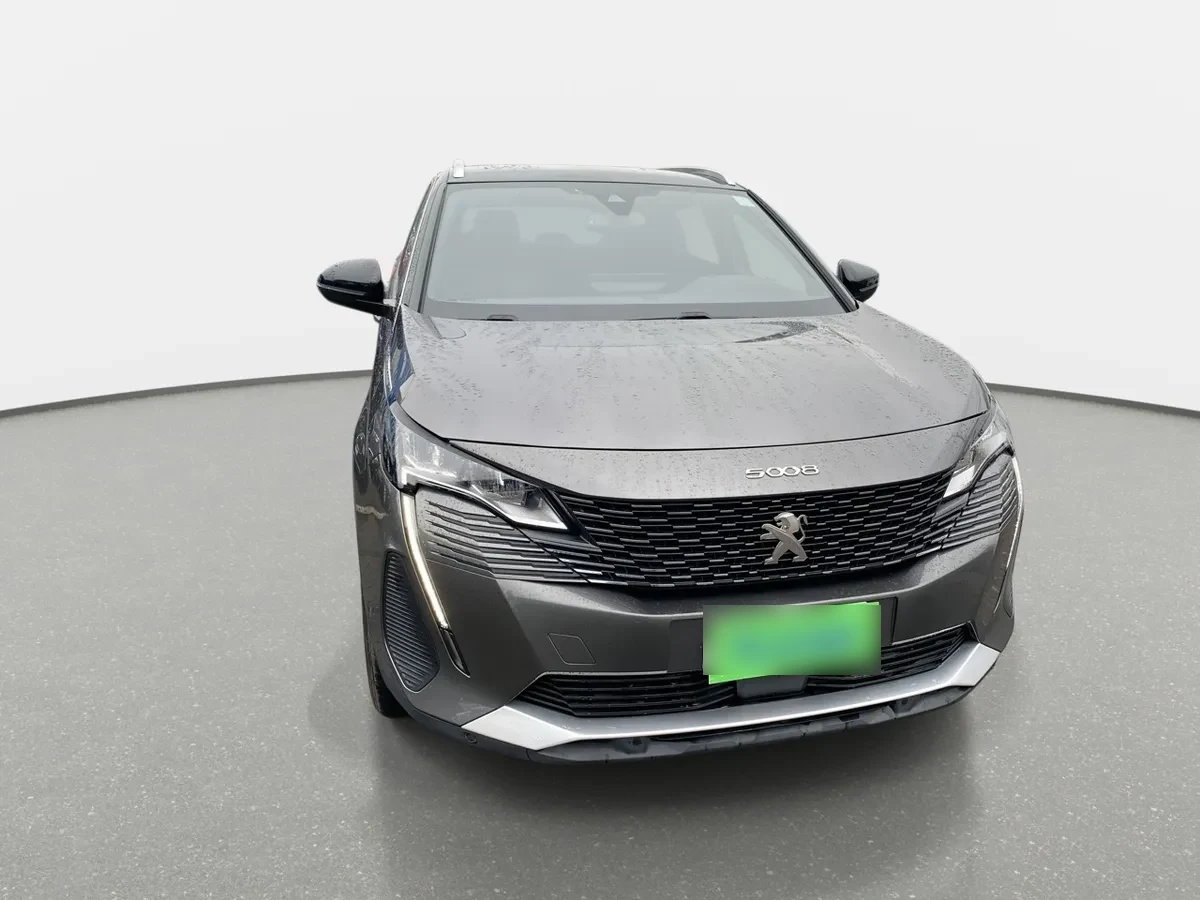 Peugeot 5008 1.5 Allure Pack Bluehdi 130 4x2 Eat8 5p año 2024