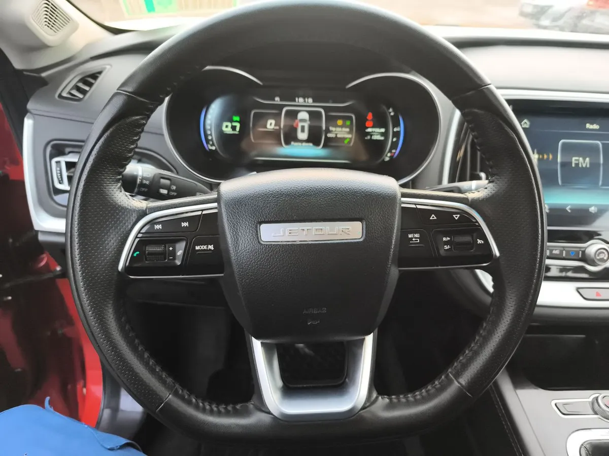 Jetour X70 1.5t Gls 4x2 Mt 5p año 2023