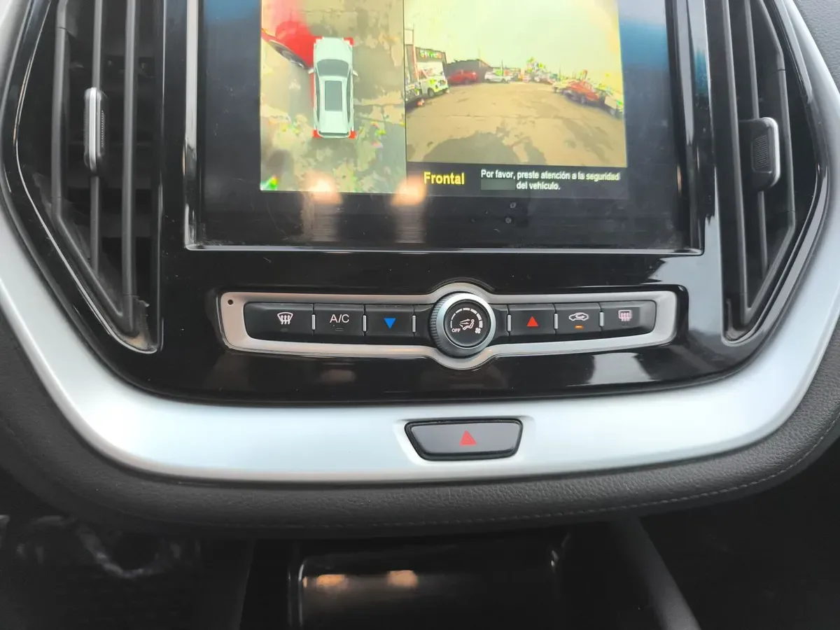 Jetour X70 1.5t Gls 4x2 Mt 5p año 2023