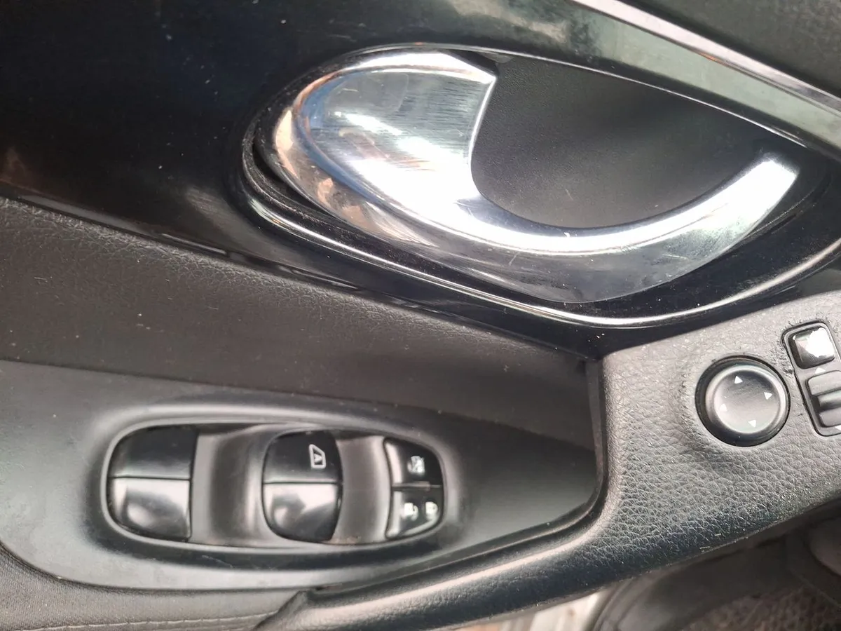 Nissan Qashqai 2.0 Advance 4x2 Mt 5p año 2015