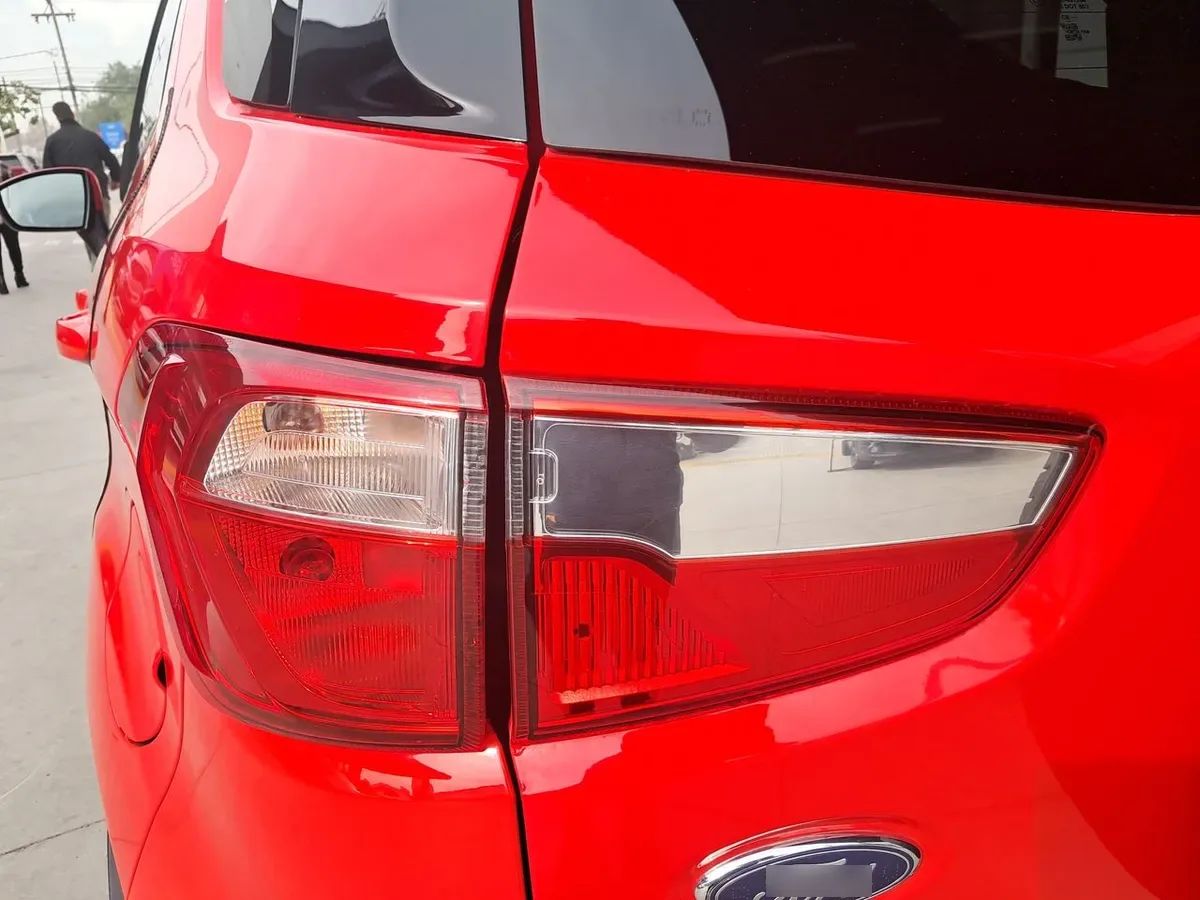 Ford Ecosport 1.5 Trend 4x2 Mt 5p año 2022