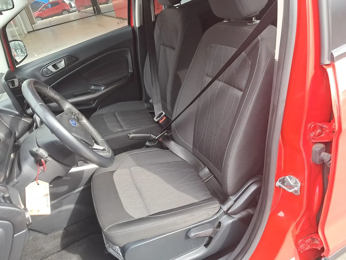 Ford Ecosport 1.5 Trend 4x2 Mt 5p año 2022