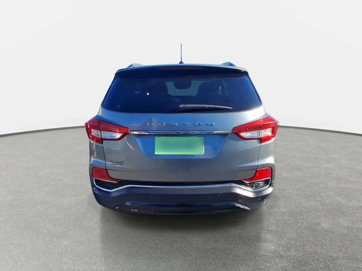 Ssangyong Rexton 2.2 Diesel 4x2 Mt 5p año 2019