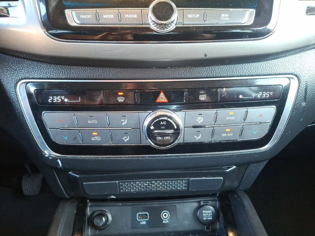 Ssangyong Rexton 2.2 Diesel 4x2 Mt 5p año 2019