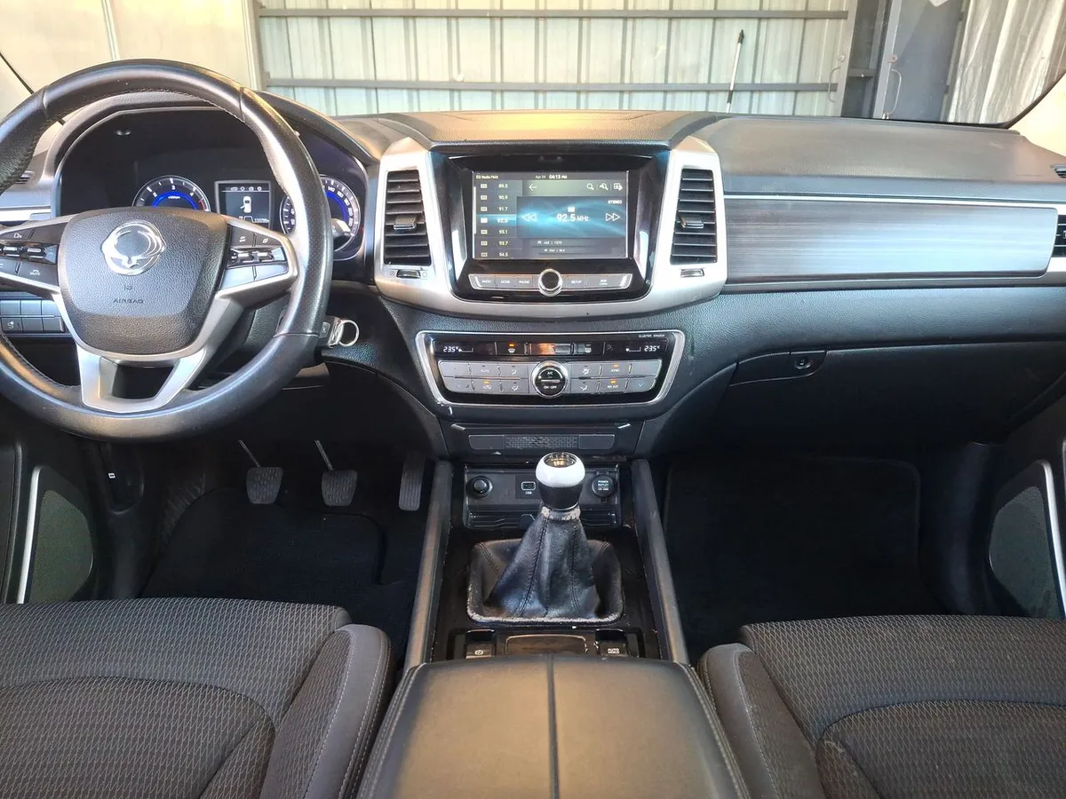 Ssangyong Rexton 2.2 Diesel 4x2 Mt 5p año 2019