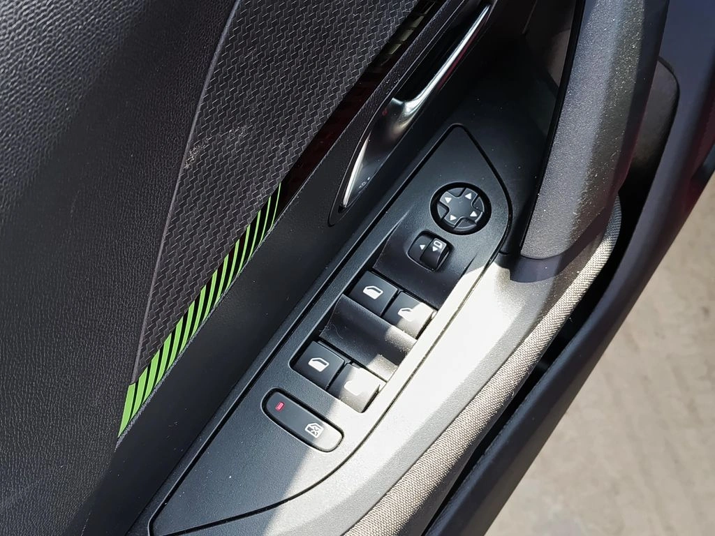 Peugeot 2008 Active año 2024