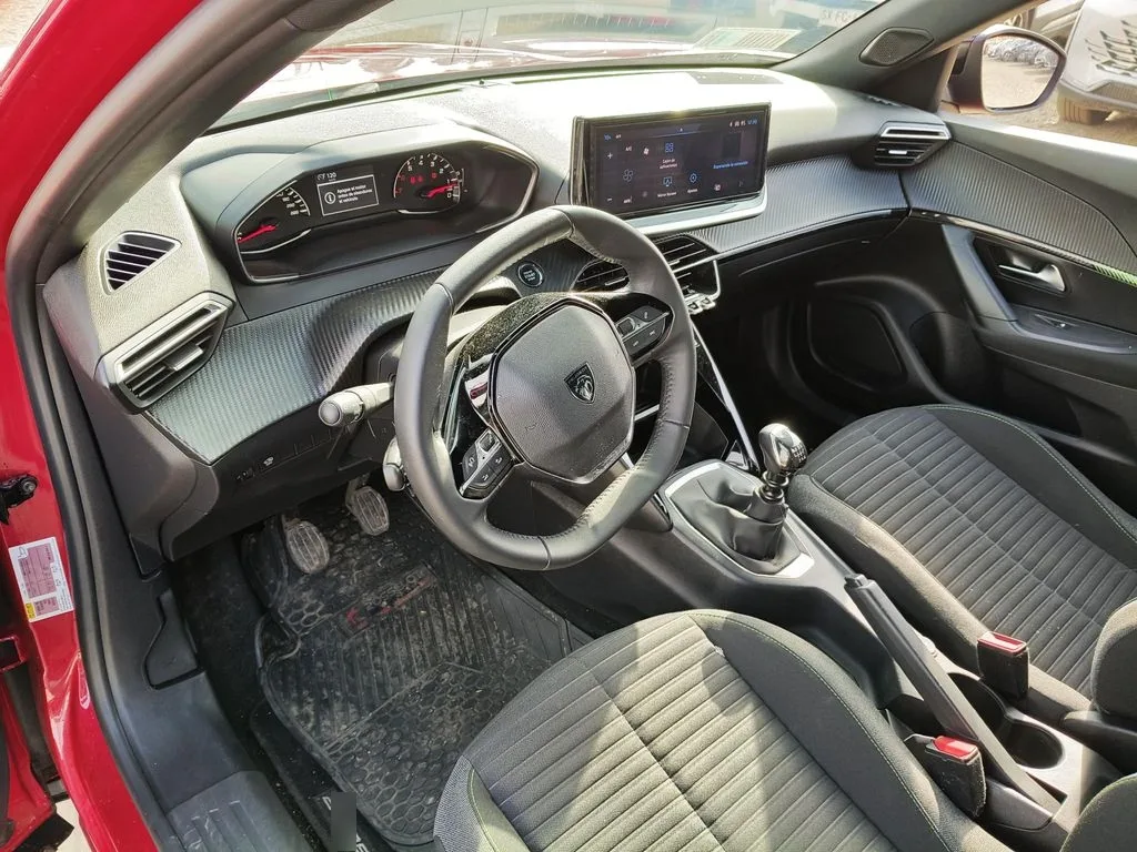 Peugeot 2008 Active año 2024