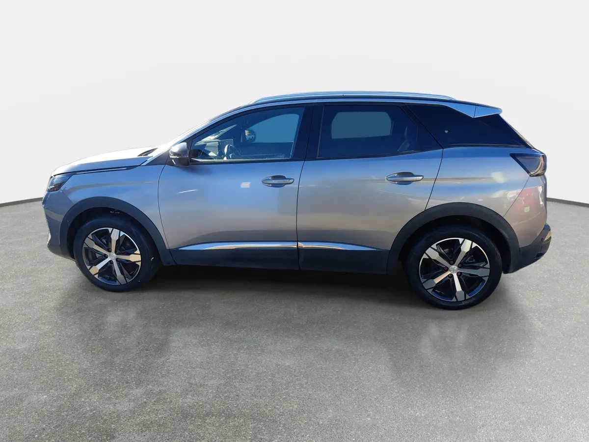 Peugeot 3008 1.5 Allure Pack Bluehdi 130 4x2 Eat8 5p año 2024