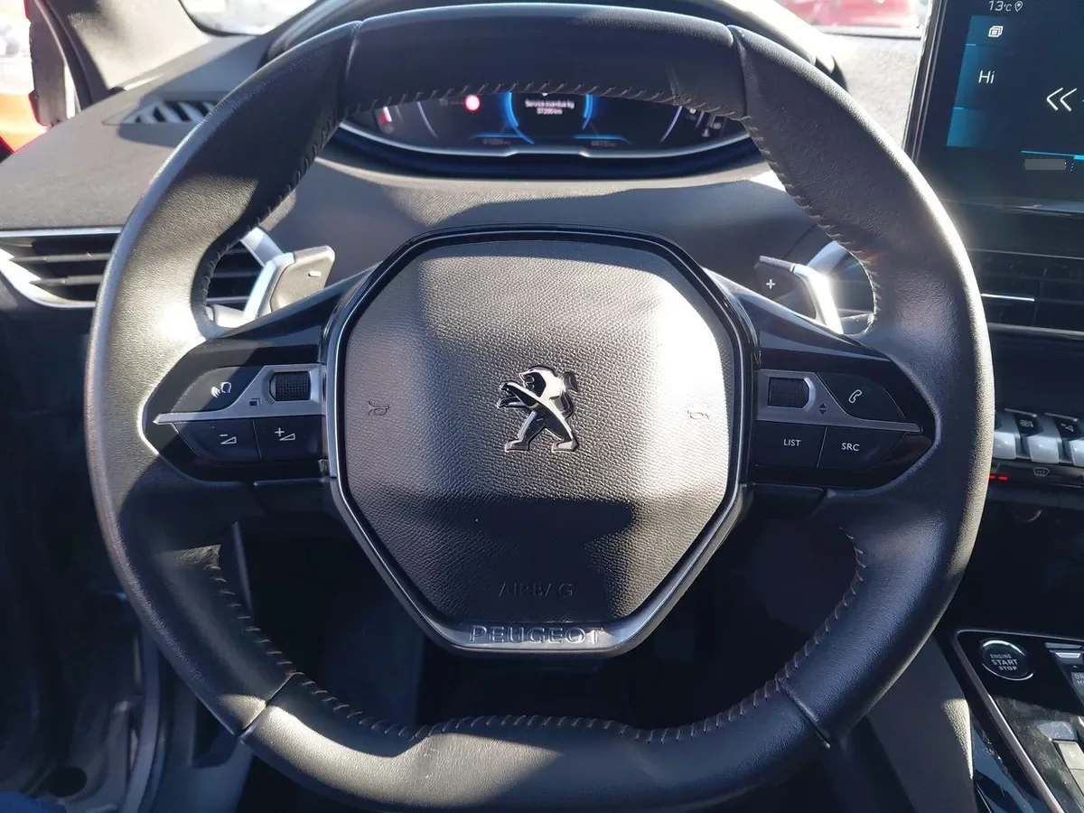 Peugeot 3008 1.5 Allure Pack Bluehdi 130 4x2 Eat8 5p año 2024