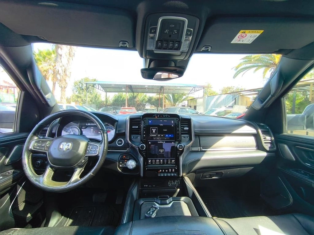 Dodge Ram 1500 5.7 Limited 4x4 At 4p año 2020