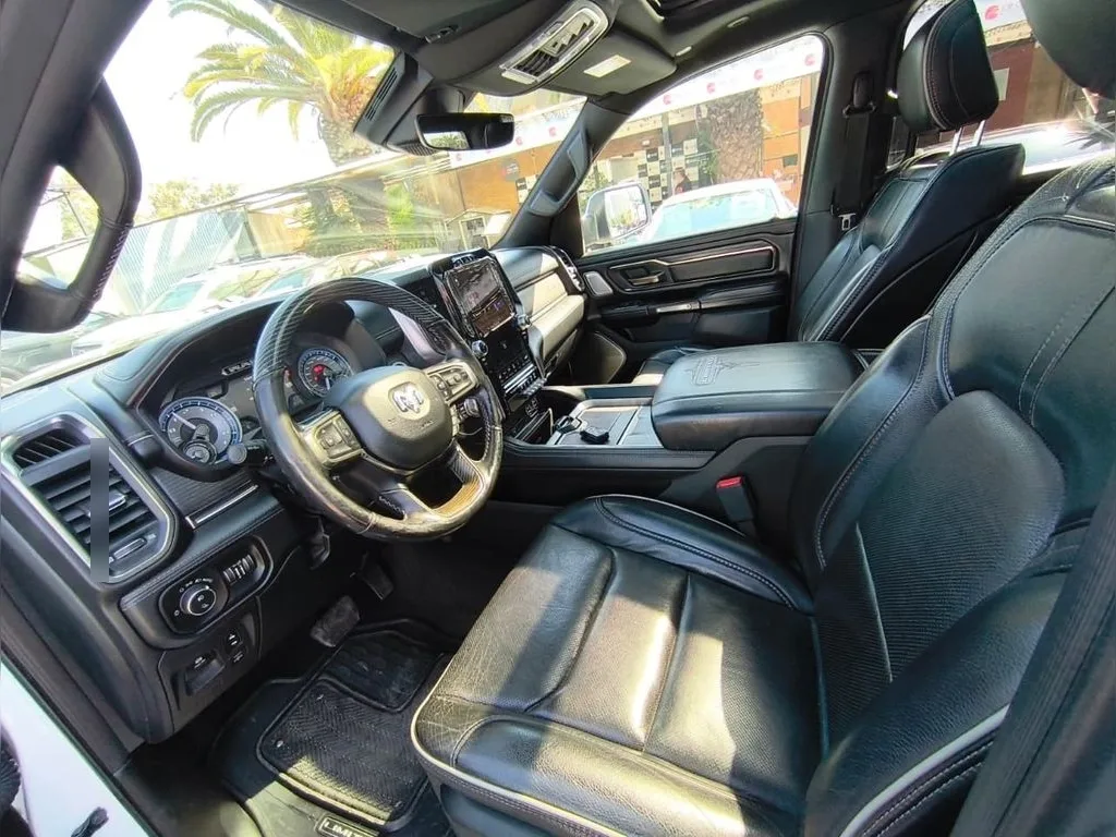 Dodge Ram 1500 5.7 Limited 4x4 At 4p año 2020