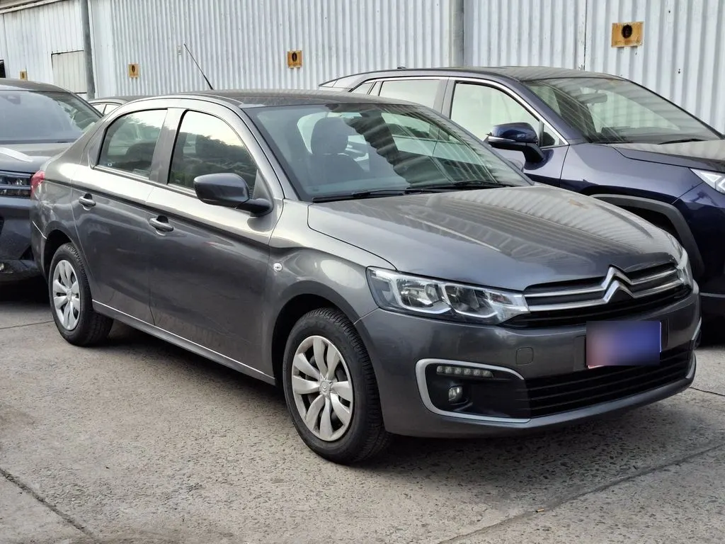 Citroen C-Elysee 1.2 Puretech Feel 4x2 82 Bvm Mt 4p año 2019