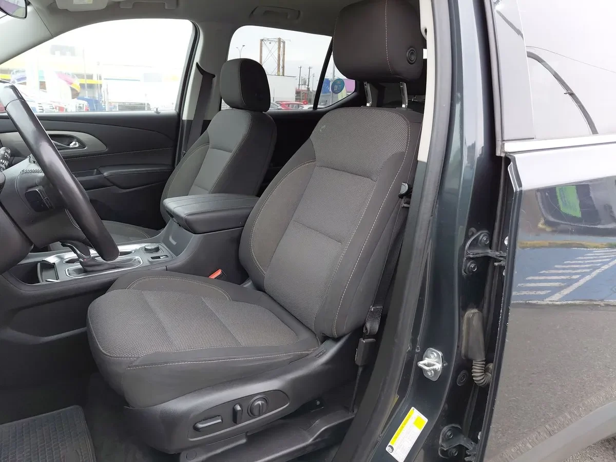 Chevrolet Traverse 3.6l Lt Awd Ii At 5p año 2020