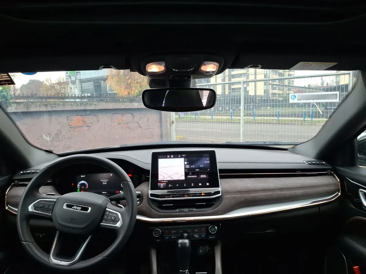 Jeep Commander 2.0t Overland Td380 Dies 4x4 9at 5p año 2023