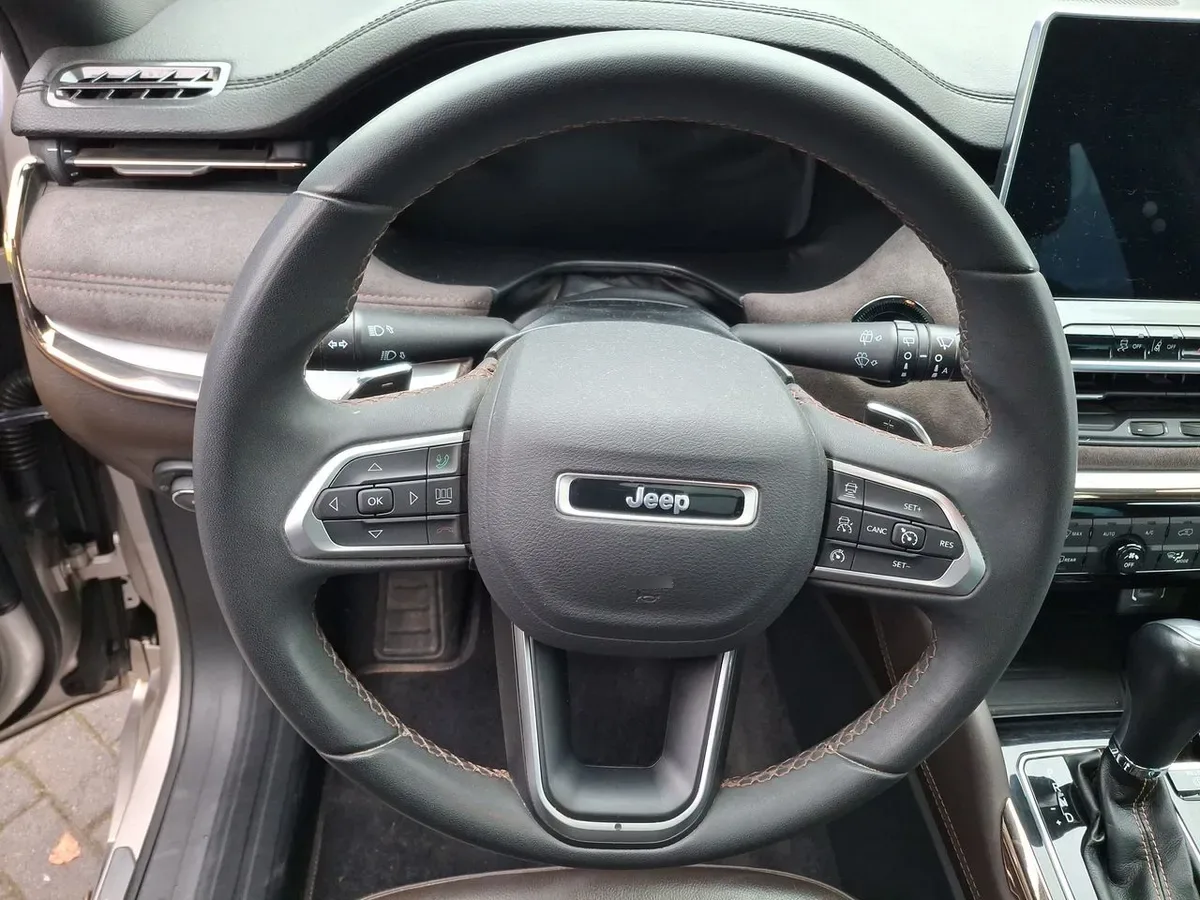Jeep Commander 2.0t Overland Td380 Dies 4x4 9at 5p año 2023