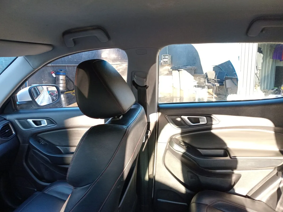 Chery Tiggo 3 1.5 Gls 4x2 5mt 5p año 2021