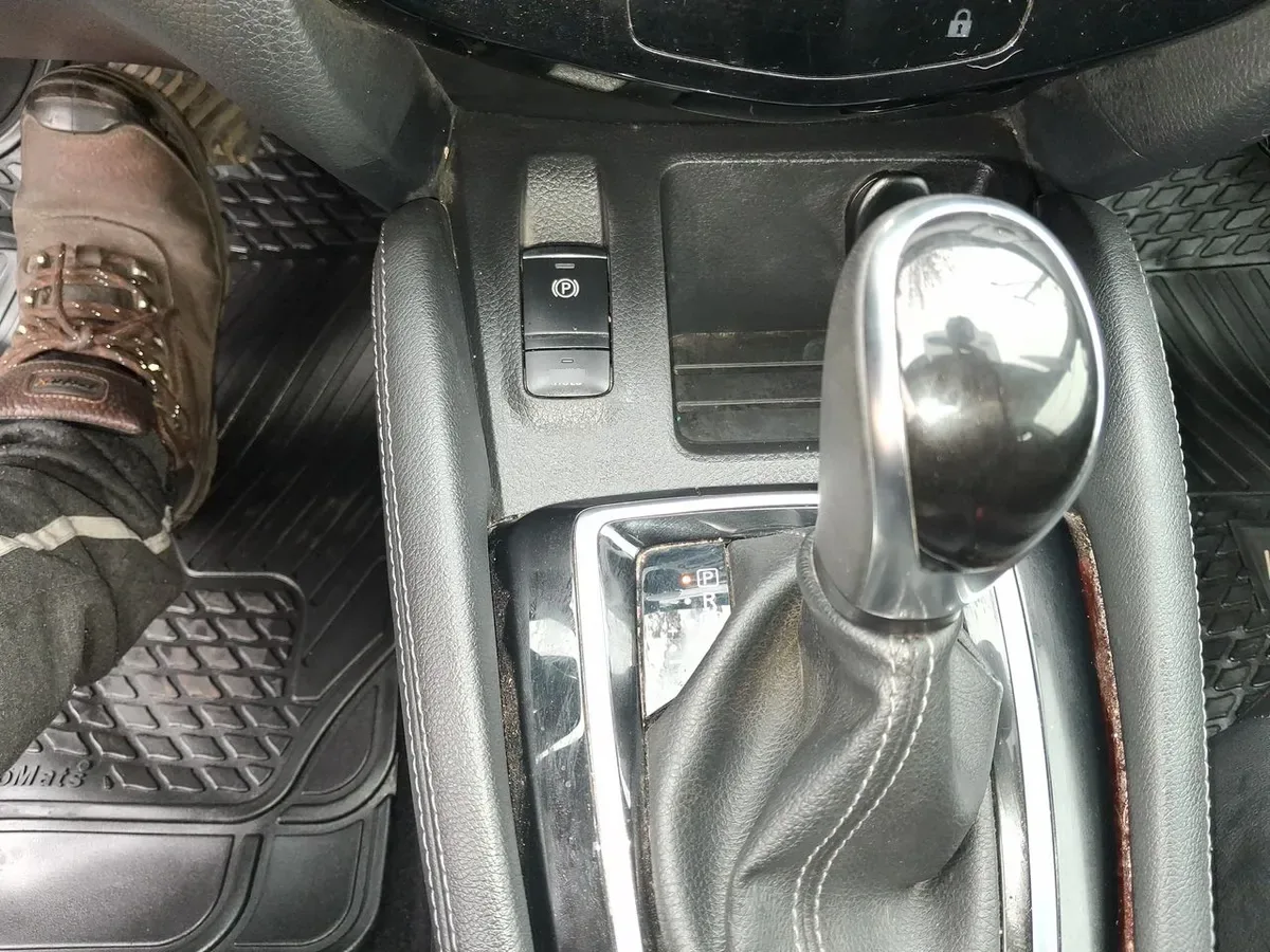 Nissan Qashqai 2.0 Exclusive 4x4 Cvt At 5p año 2022