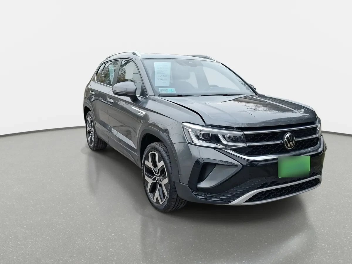 Volkswagen Taos 1.4 Tsi Highline 4x2 At 5p año 2025