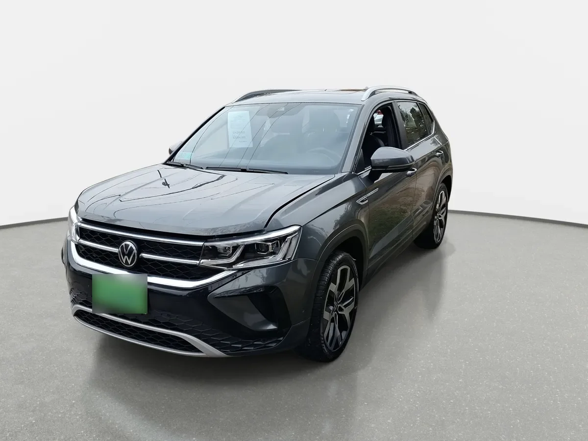 Volkswagen Taos 1.4 Tsi Highline 4x2 At 5p año 2025