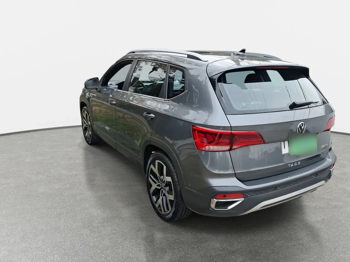 Volkswagen Taos 1.4 Tsi Highline 4x2 At 5p año 2025