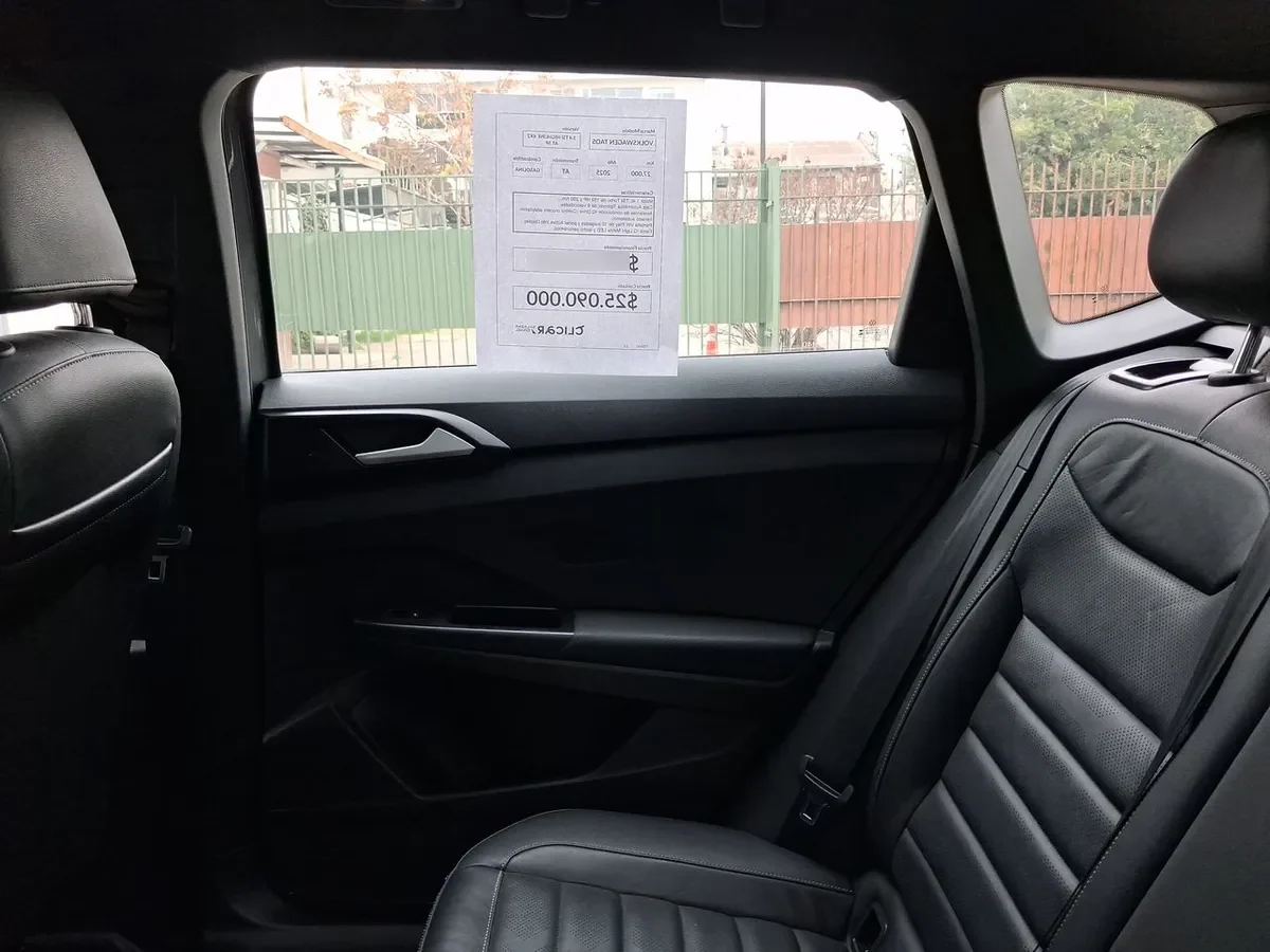 Volkswagen Taos 1.4 Tsi Highline 4x2 At 5p año 2025
