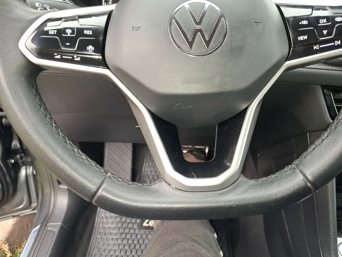 Volkswagen Taos 1.4 Tsi Highline 4x2 At 5p año 2025