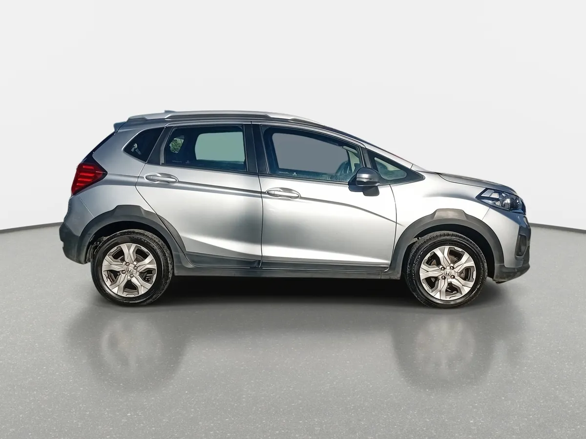 Honda Wr-V 1.5 Lx 4x2 Mt 5p año 2022