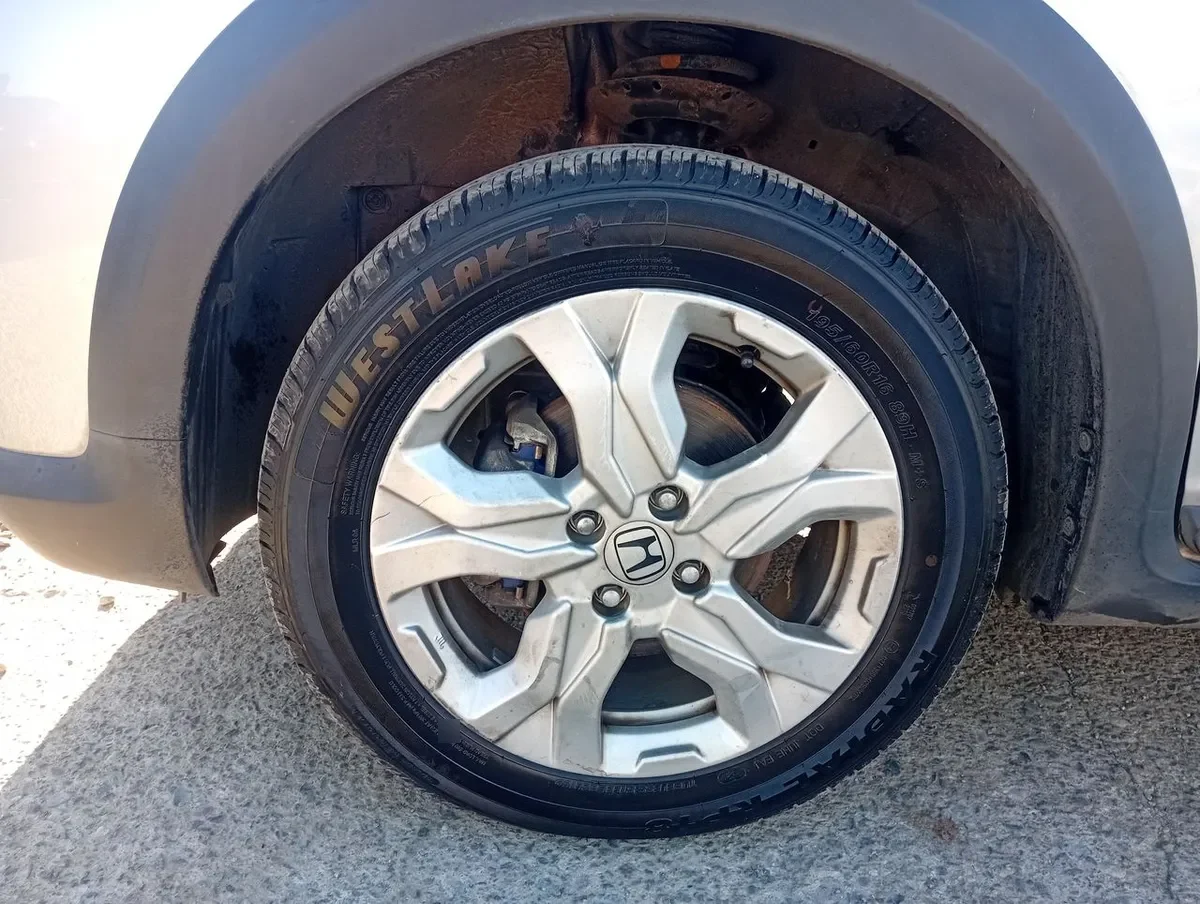 Honda Wr-V 1.5 Lx 4x2 Mt 5p año 2022