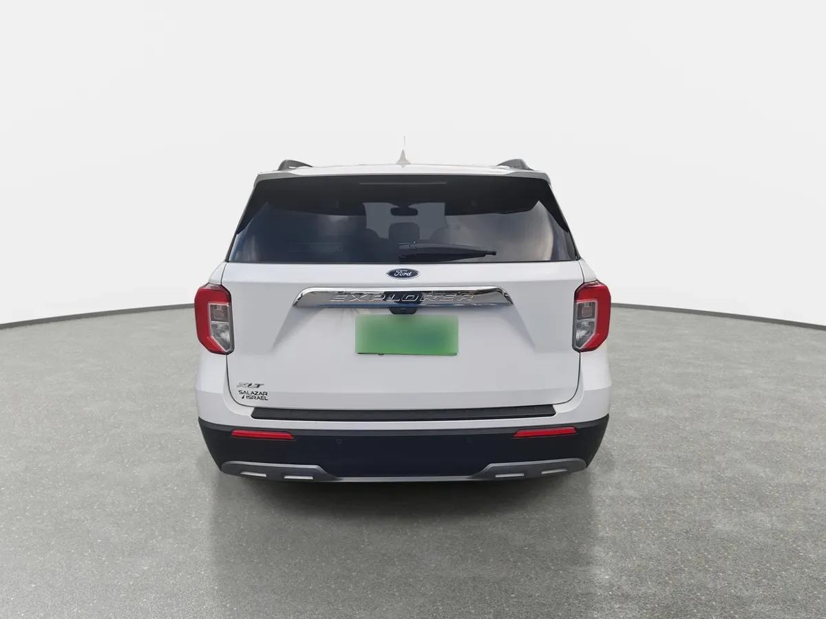 Ford Explorer 2.3 Ecoboost Xlt 4x2 At 5p año 2023