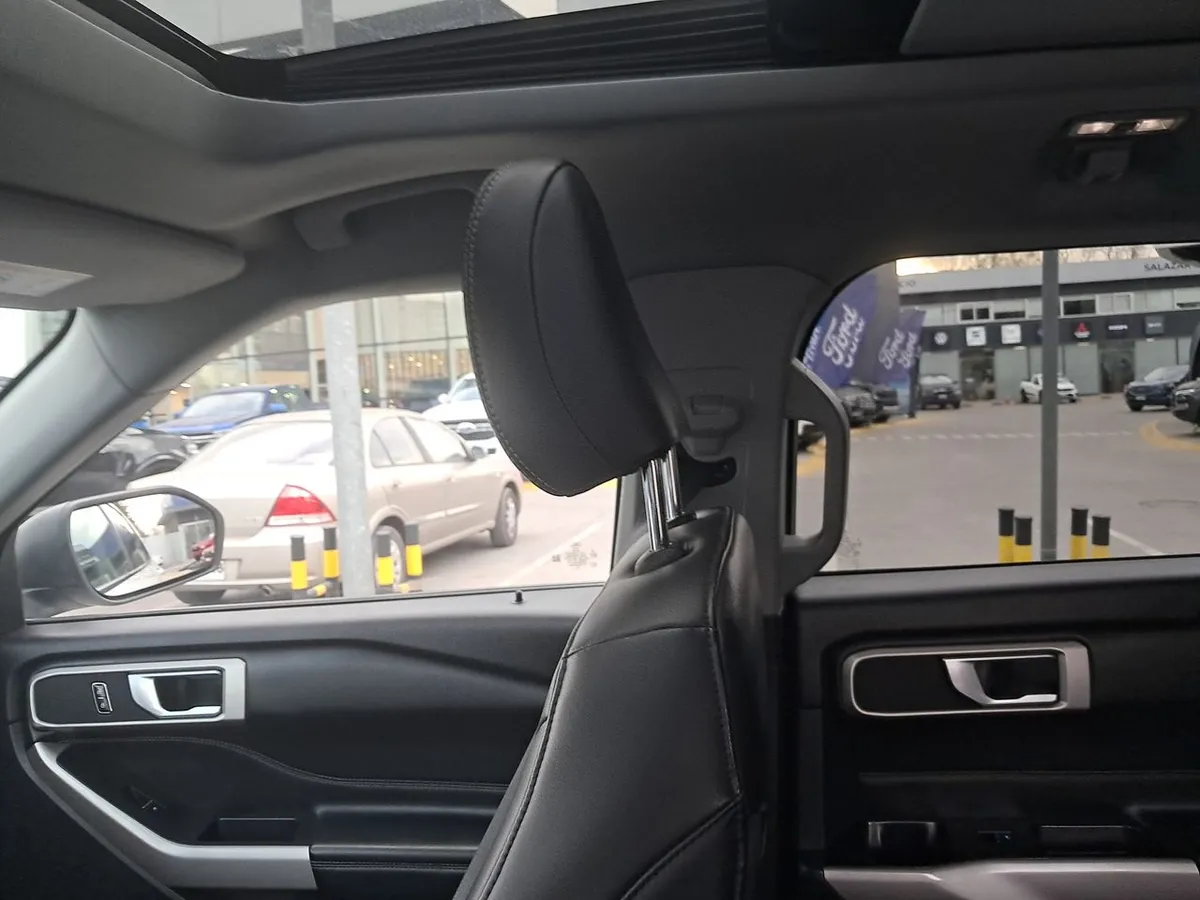 Ford Explorer 2.3 Ecoboost Xlt 4x2 At 5p año 2023
