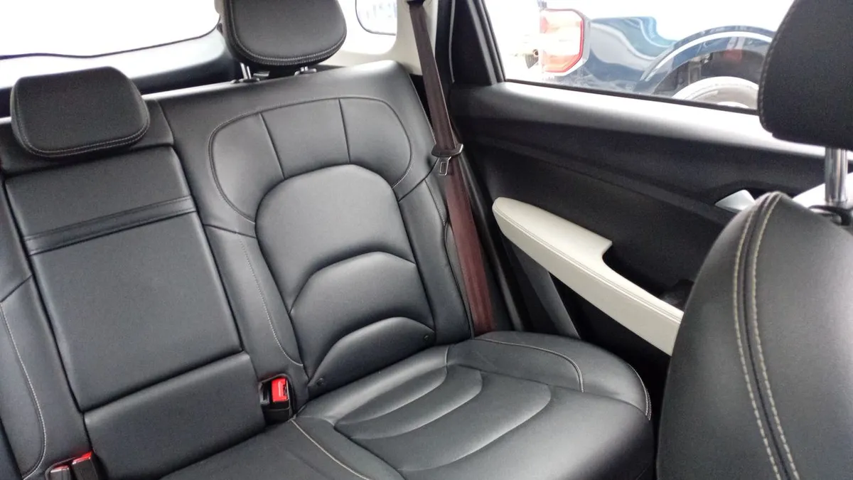 Chevrolet Captiva 1.5t Lt Fwd Mt 5p año 2021