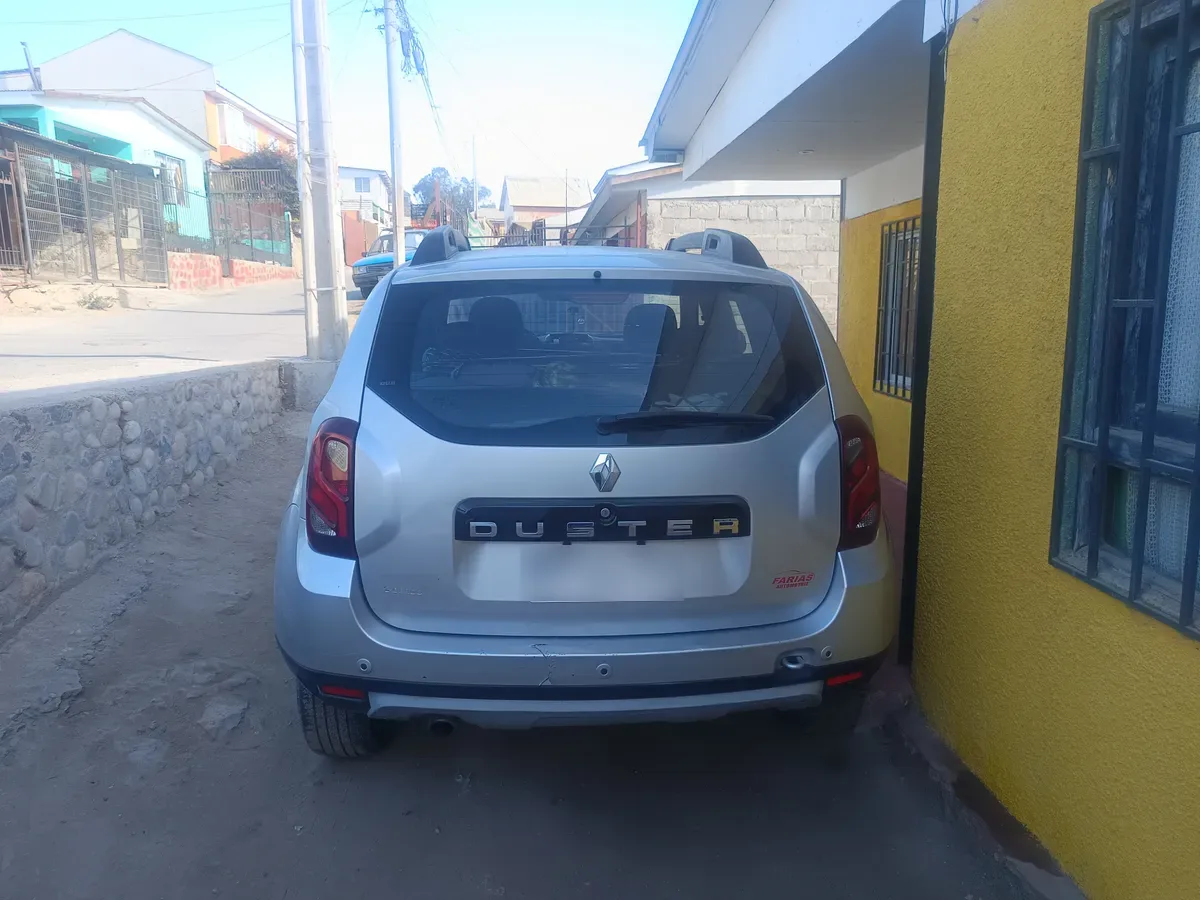 RENAULT DUSTER 1.6 Zen Kit Outdoor Mt año 2018