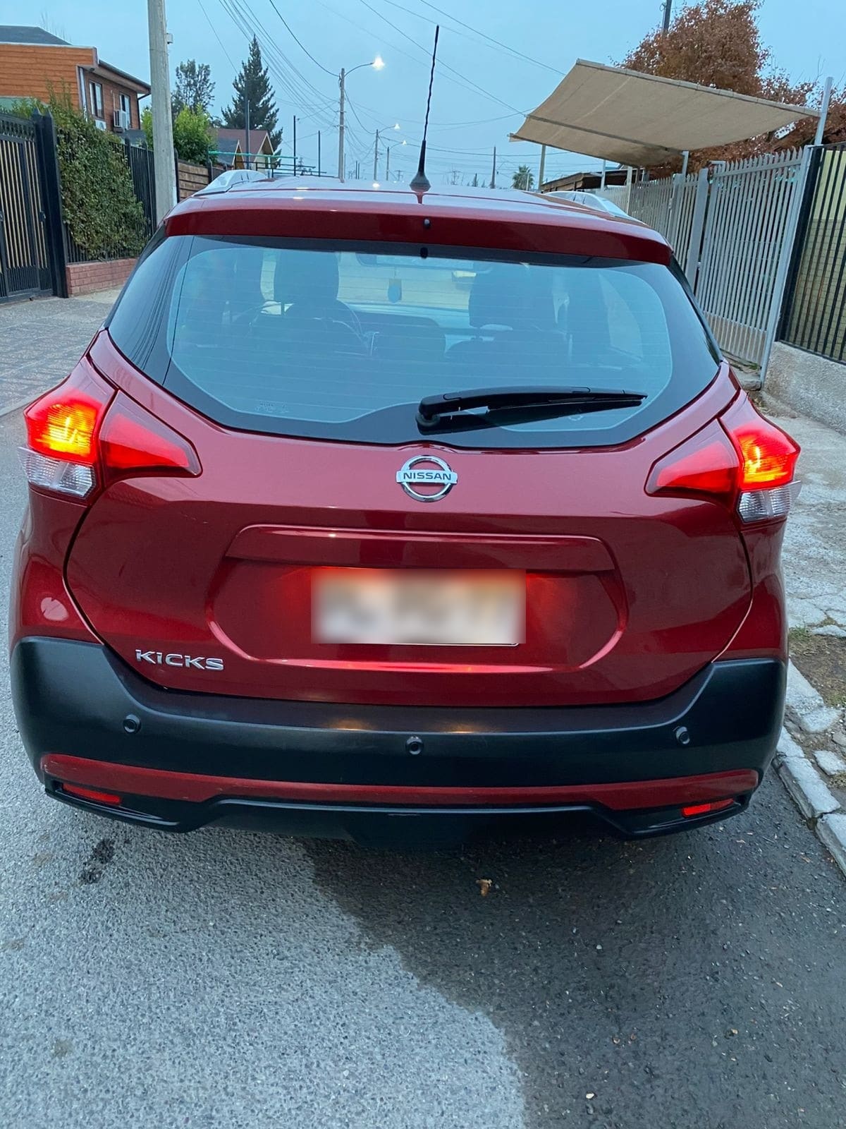 NISSAN KICKS 1.6 Sense Mt año 2021