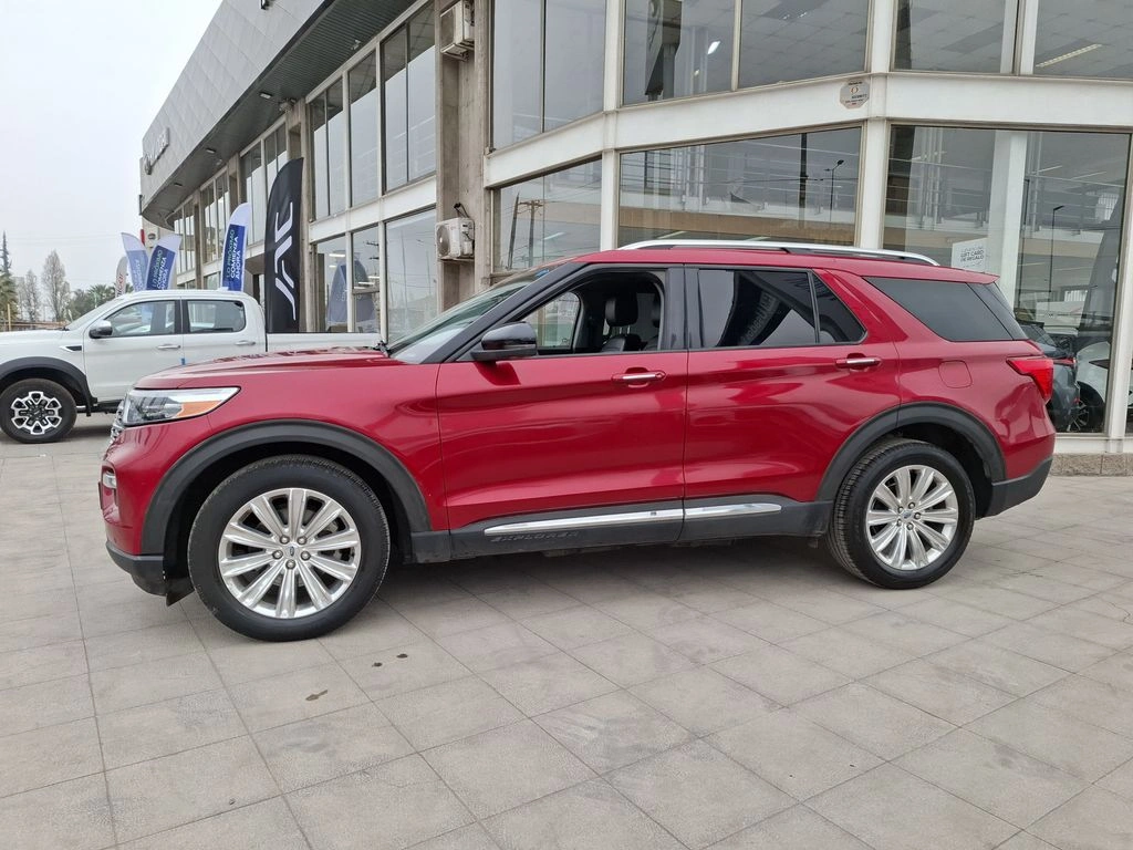 Ford Explorer Limited año 2022