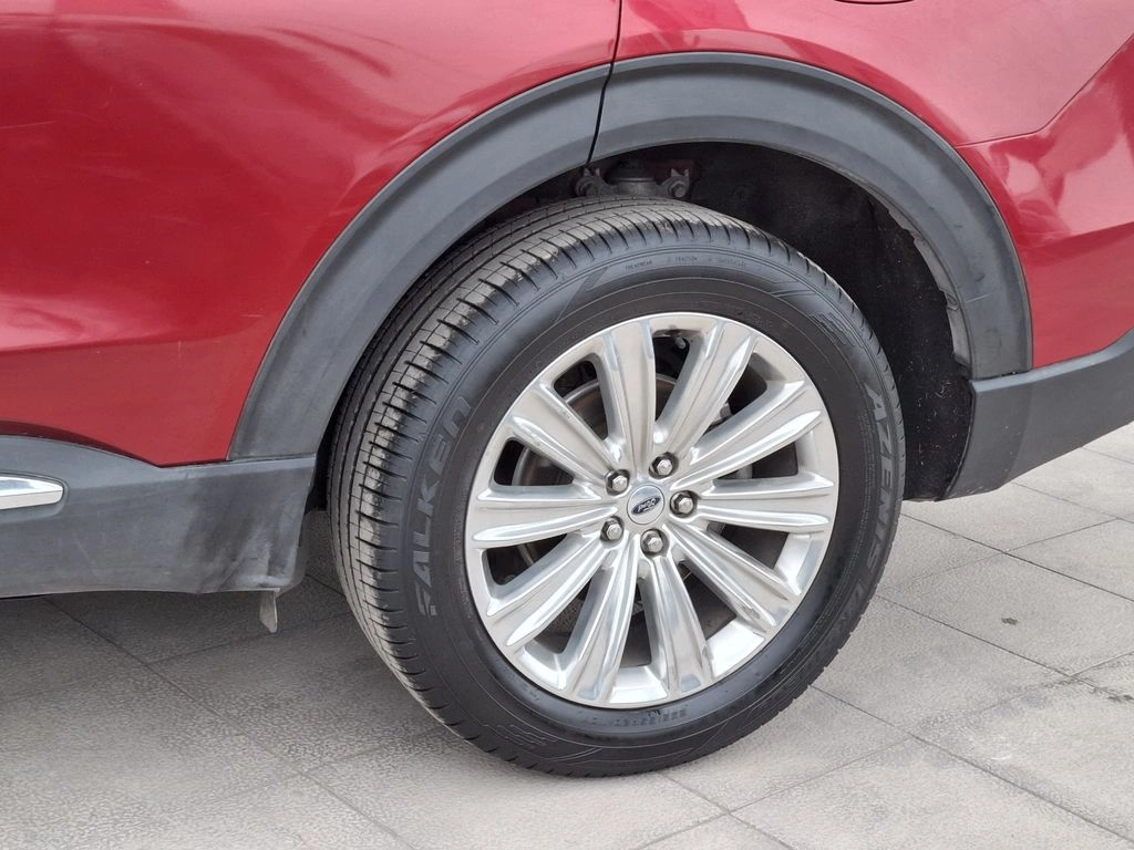 Ford Explorer Limited año 2022