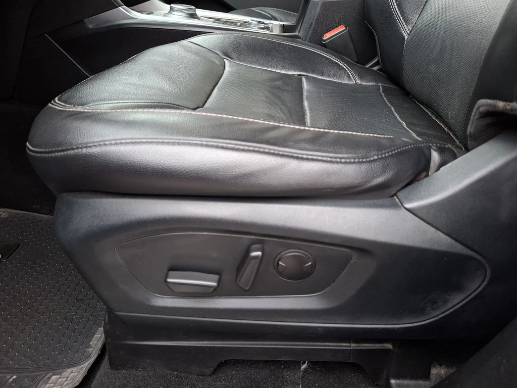 Ford Explorer Limited año 2022